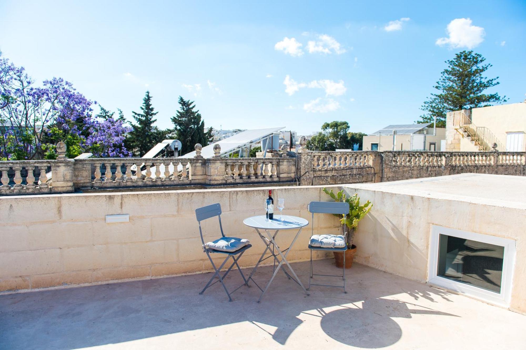 אטרד San Anton Suites מראה חיצוני תמונה