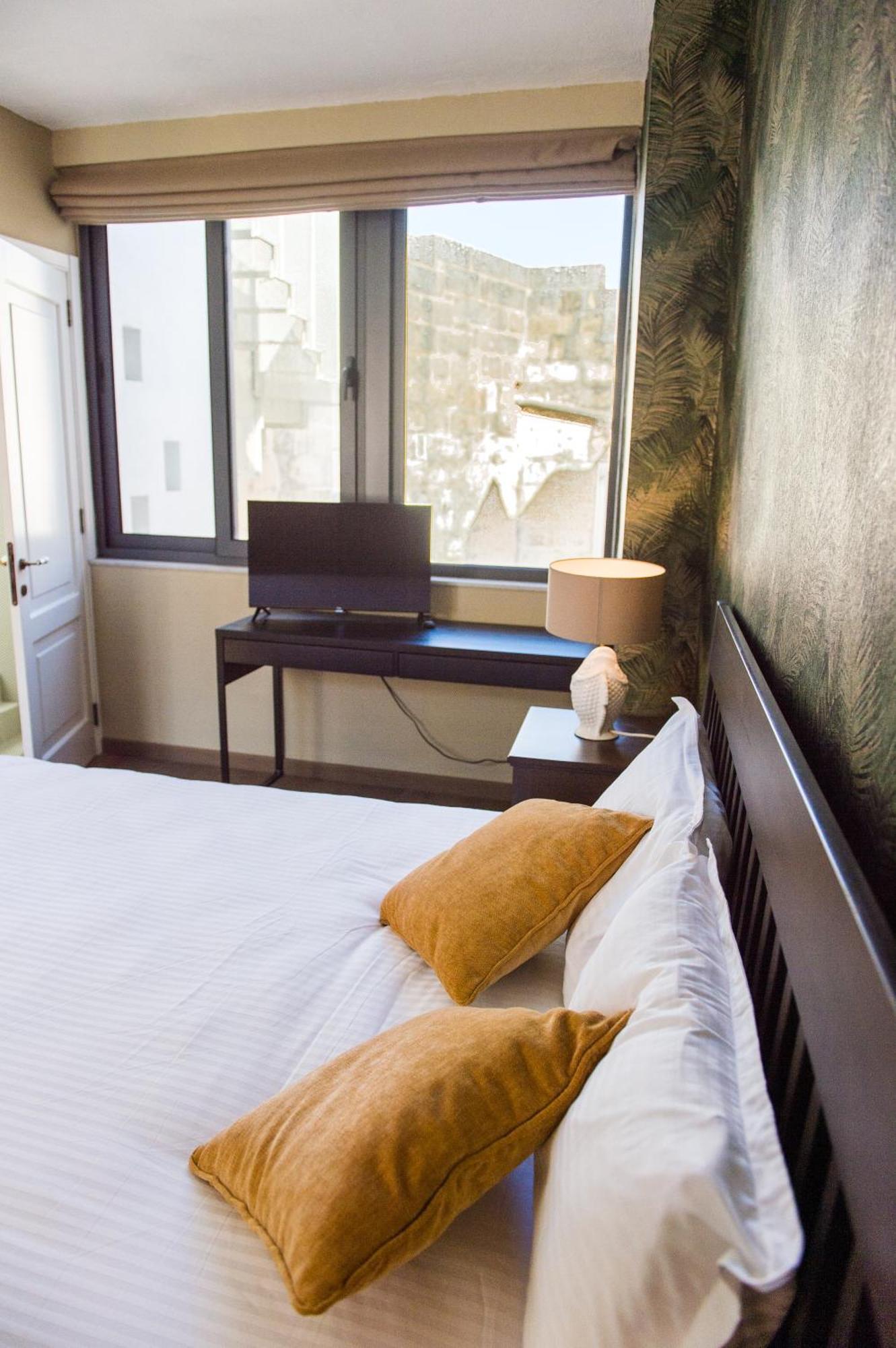 אטרד San Anton Suites מראה חיצוני תמונה