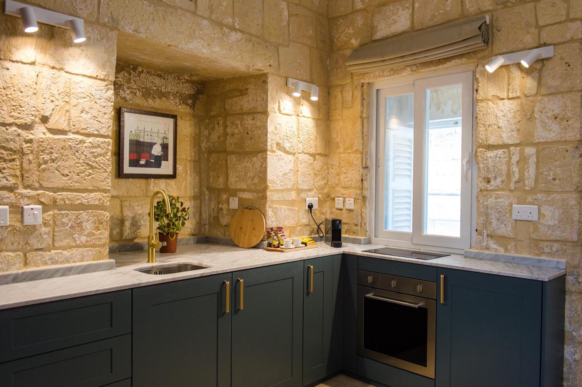 אטרד San Anton Suites מראה חיצוני תמונה